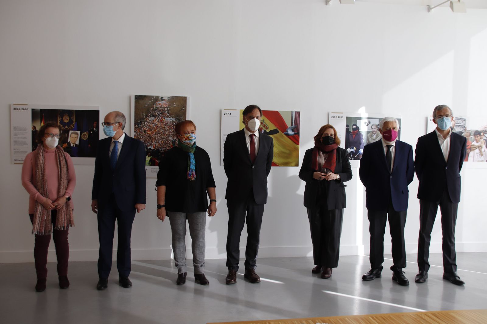 Exposición fotográfica "La voz de las manos blancas"