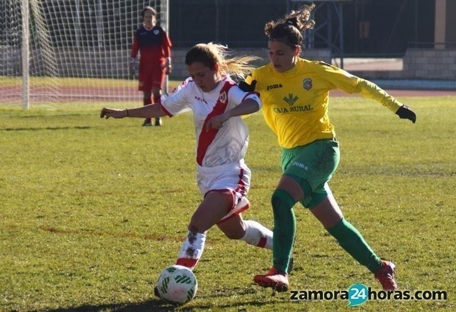 Cynthia rescata un justo punto para el Amigos del Duero en el descuento (1-1)