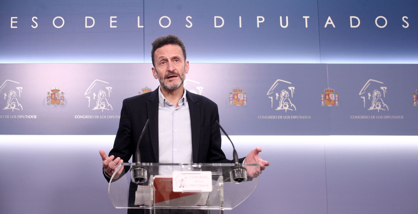 El diputado de Ciudadanos, Edmundo Bal, atiende a los medios de comunicación en el Congreso