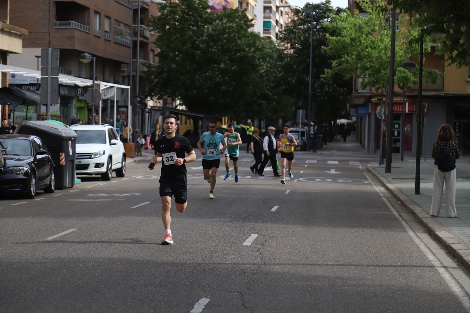 Carrera y marcha por el Día de Castilla y León en Zamora