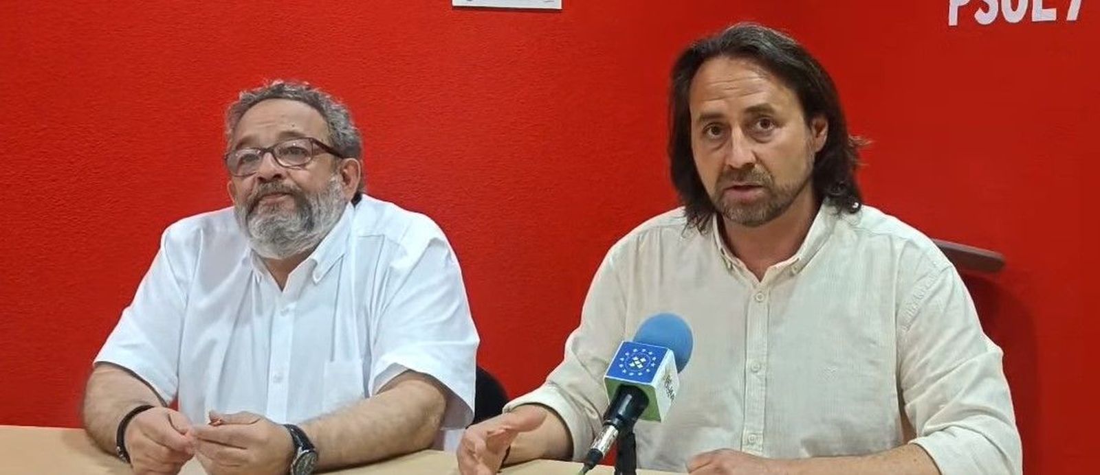 José Luis Rodríguez Celador y Antonio Cámara anuncian que el PSOE denunciará al alcalde de Béjar. Foto Béjar en Europa