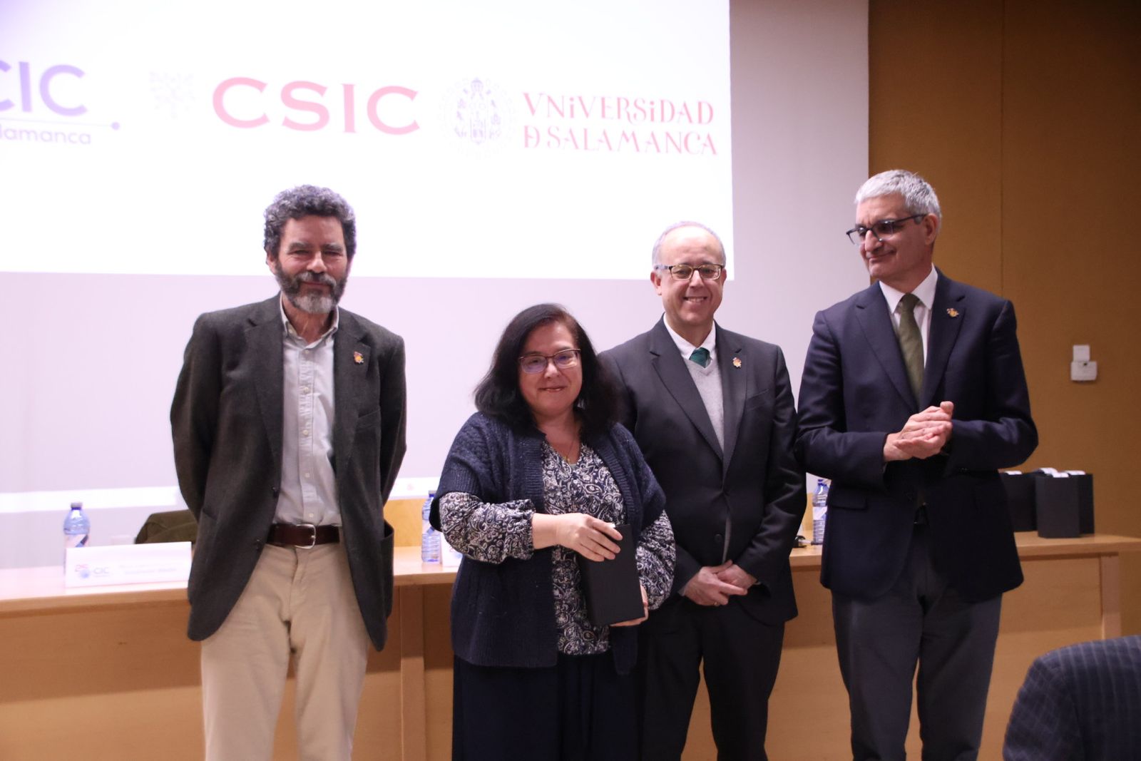 El Centro de Investigación del Cáncer (CIC) organiza un homenaje al personal que cumple 25 años