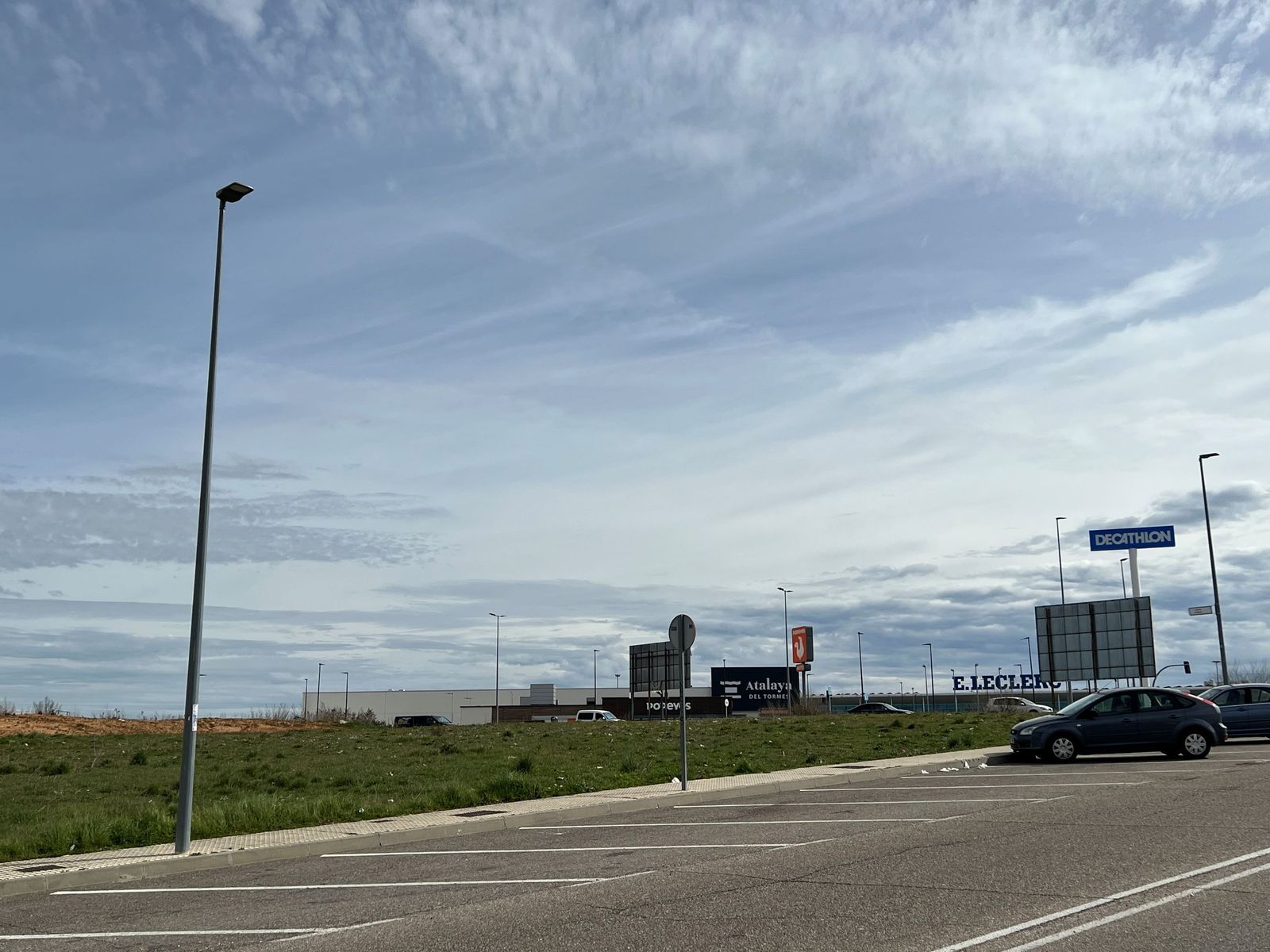 Carbajosa concluye la renovación del alumbrado con el cambio de 125 luminarias LED en el sector T2-Los Paúles