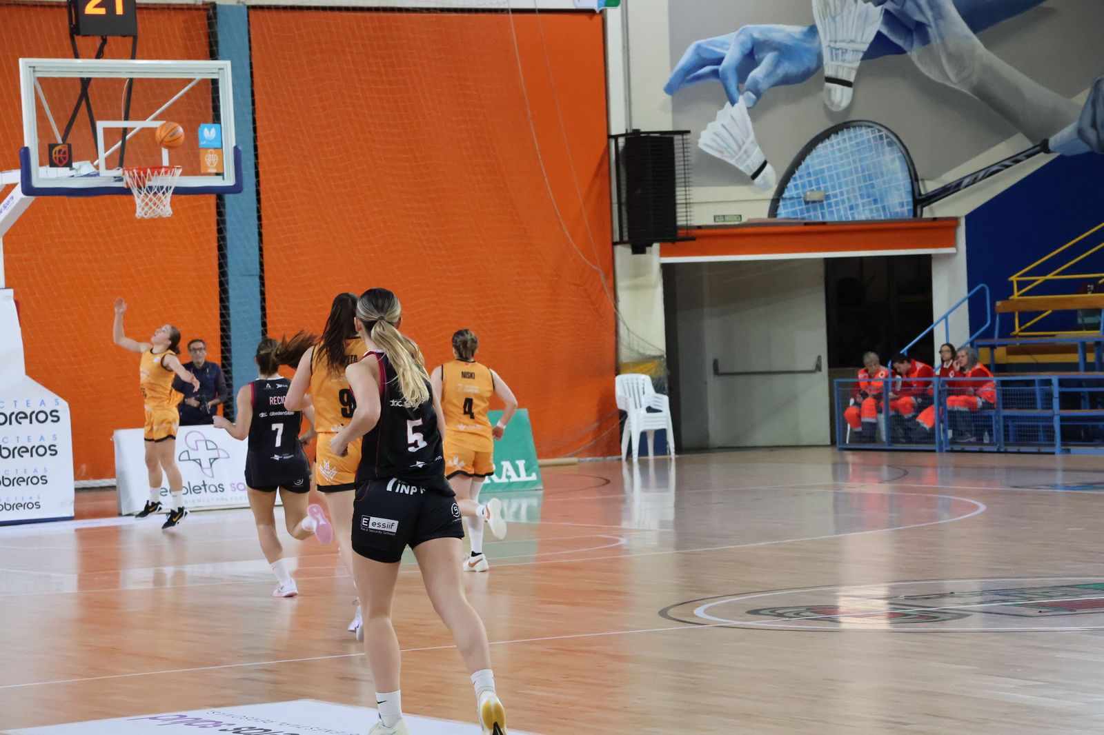 Partido entre CD Zamarat y Cajasol Baloncesto Sevilla