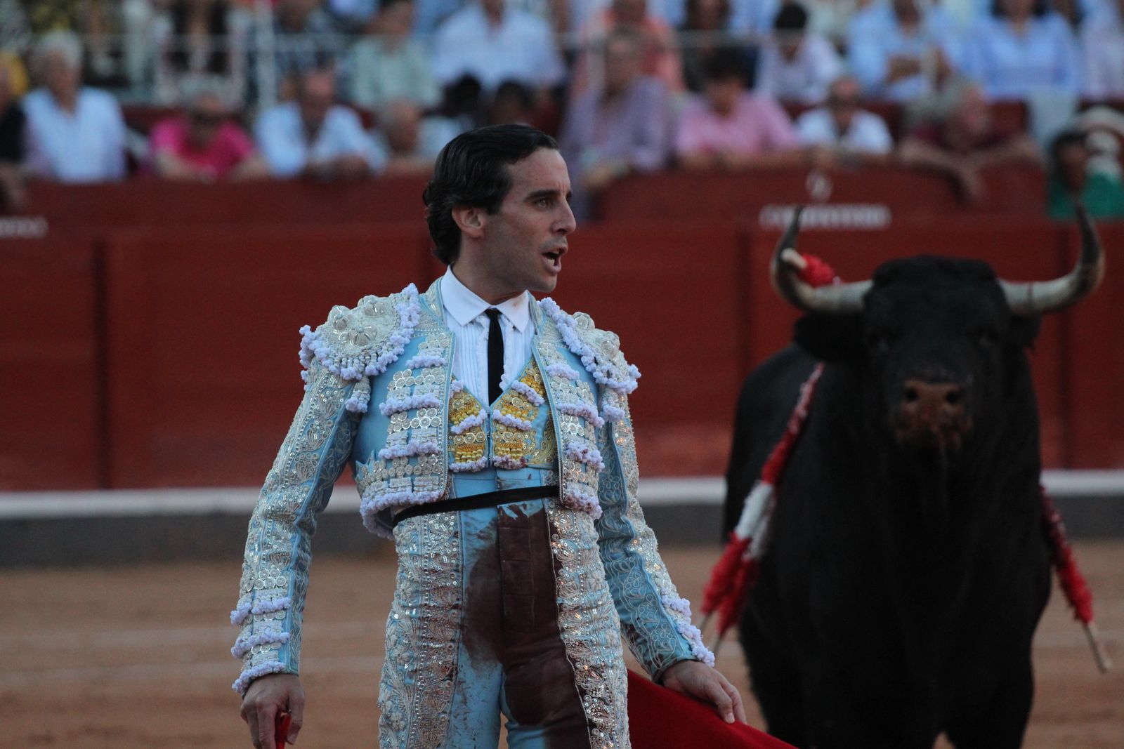 Emilio de Justo, Juan Ortega y Roca Rey inauguran el cartel de figuras en la feria de Salamanca: la corrida de Garcigrande en imágenes