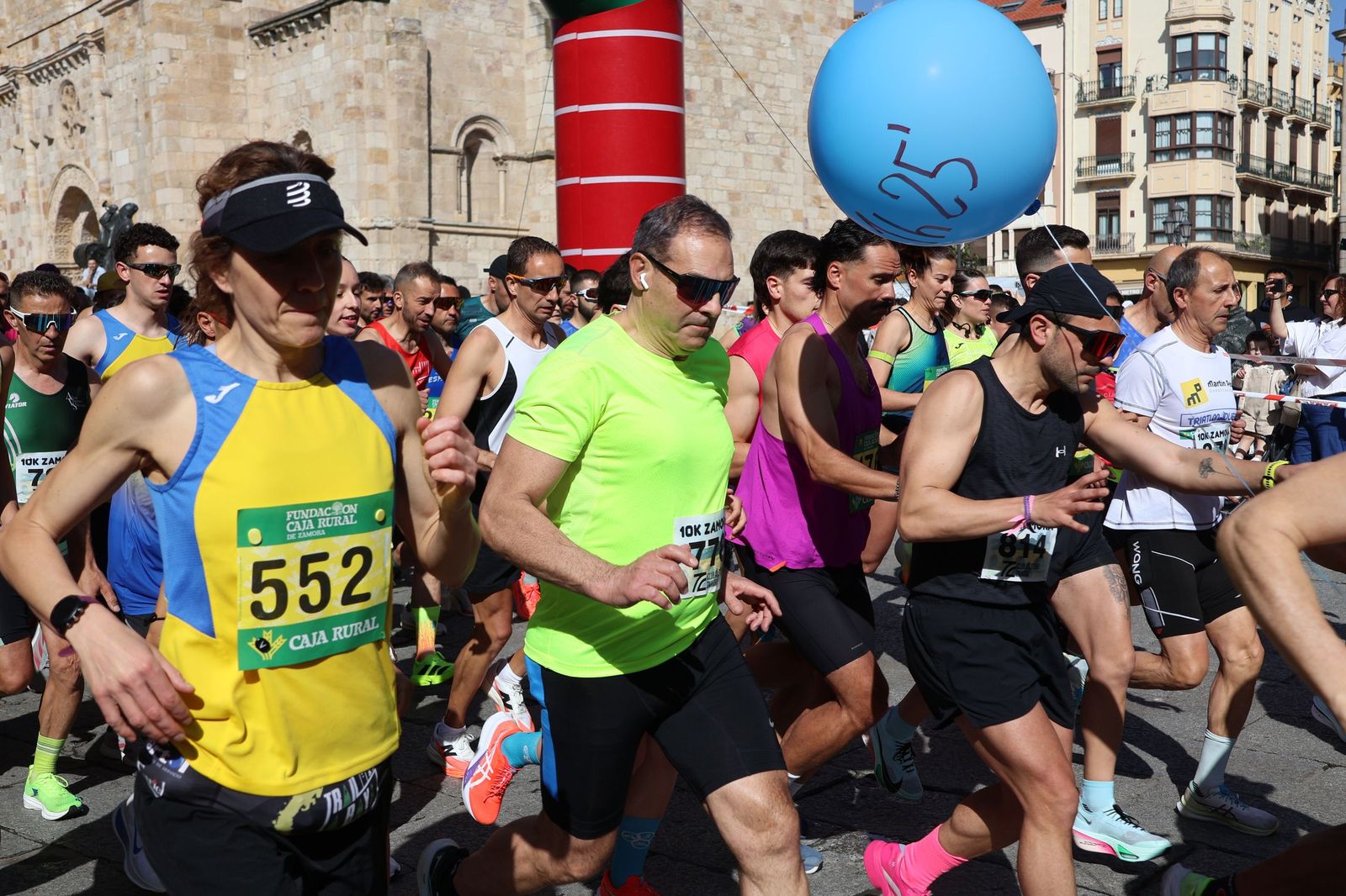 GALERÍA | Zamora arranca su Media Maratón: disfruta de las mejores imágenes de la salida