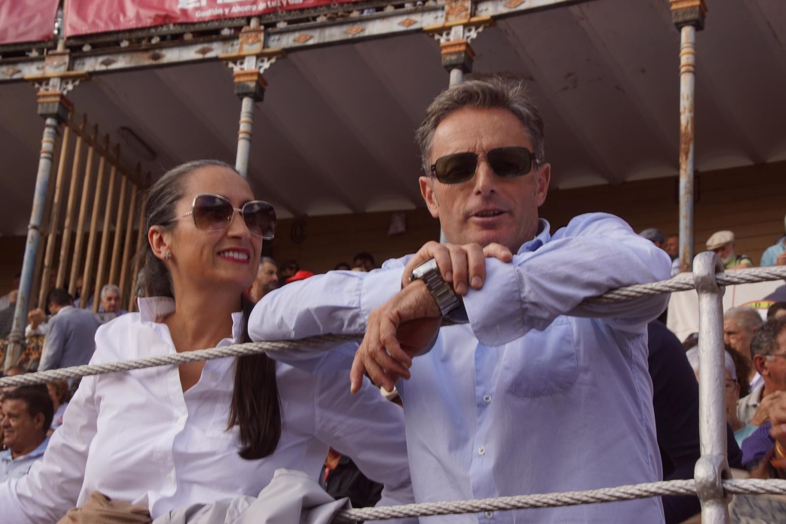 resumen-fotografico-del-ambiente-en-los-tendidos-de-la-glorieta-durante-la-corrida-concurso-22-de-septiembre-fotos-juanes-35