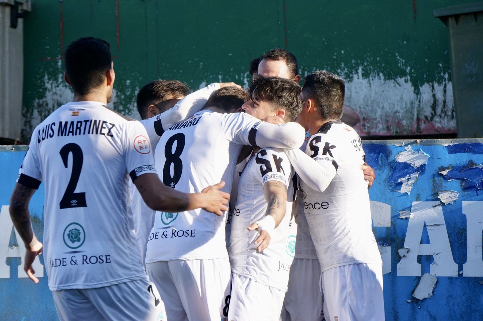Los jugadores del Salamanca CF UDS celebran el gol de Ribeiro | FOTO SALAMANCA CF UDS. Los jugadores del Salamanca CF UDS celebran el gol de Ribeiro | FOTO SALAMANCA CF UDS.