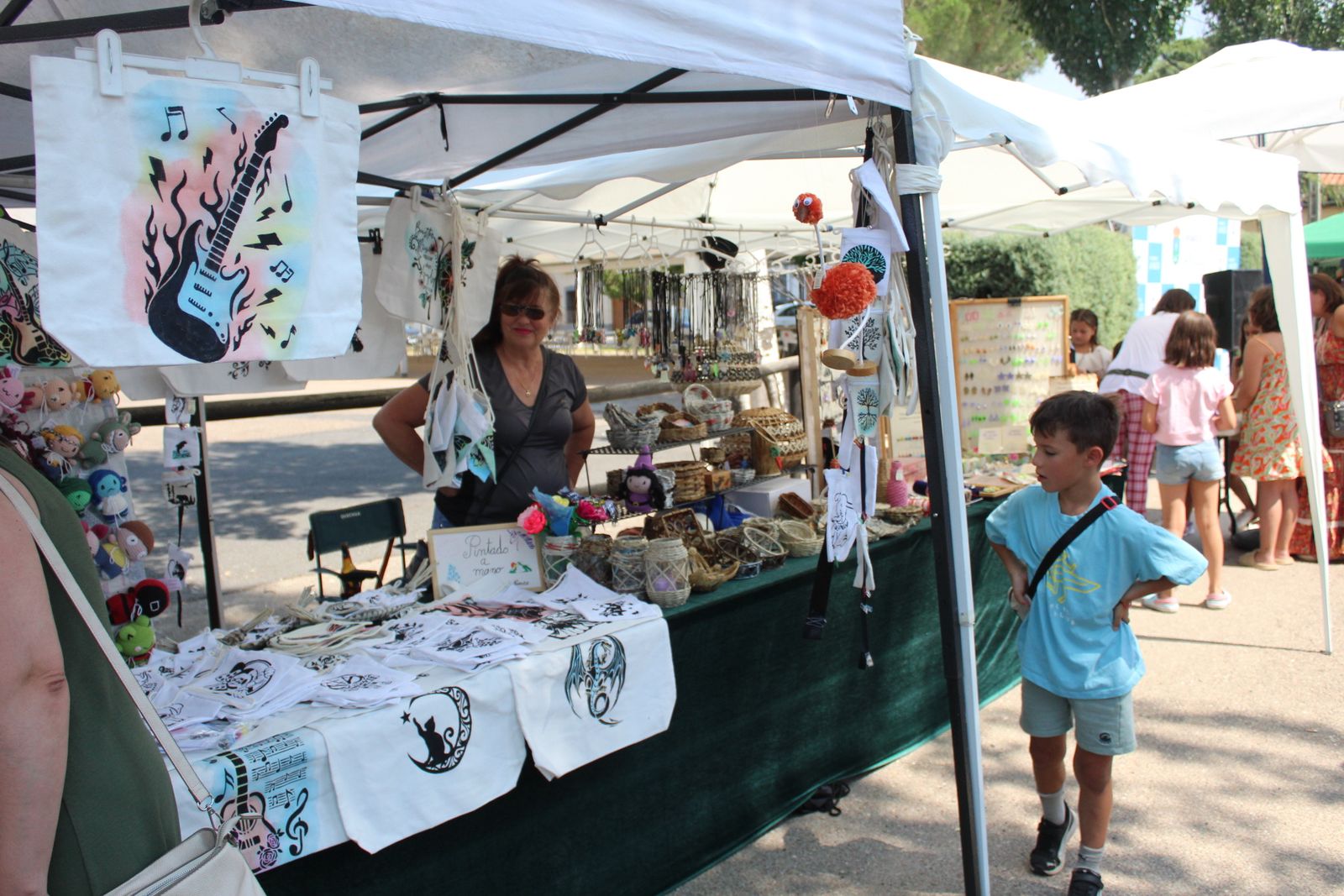La Vellés. III Feria Popular de Productos de La Armuña