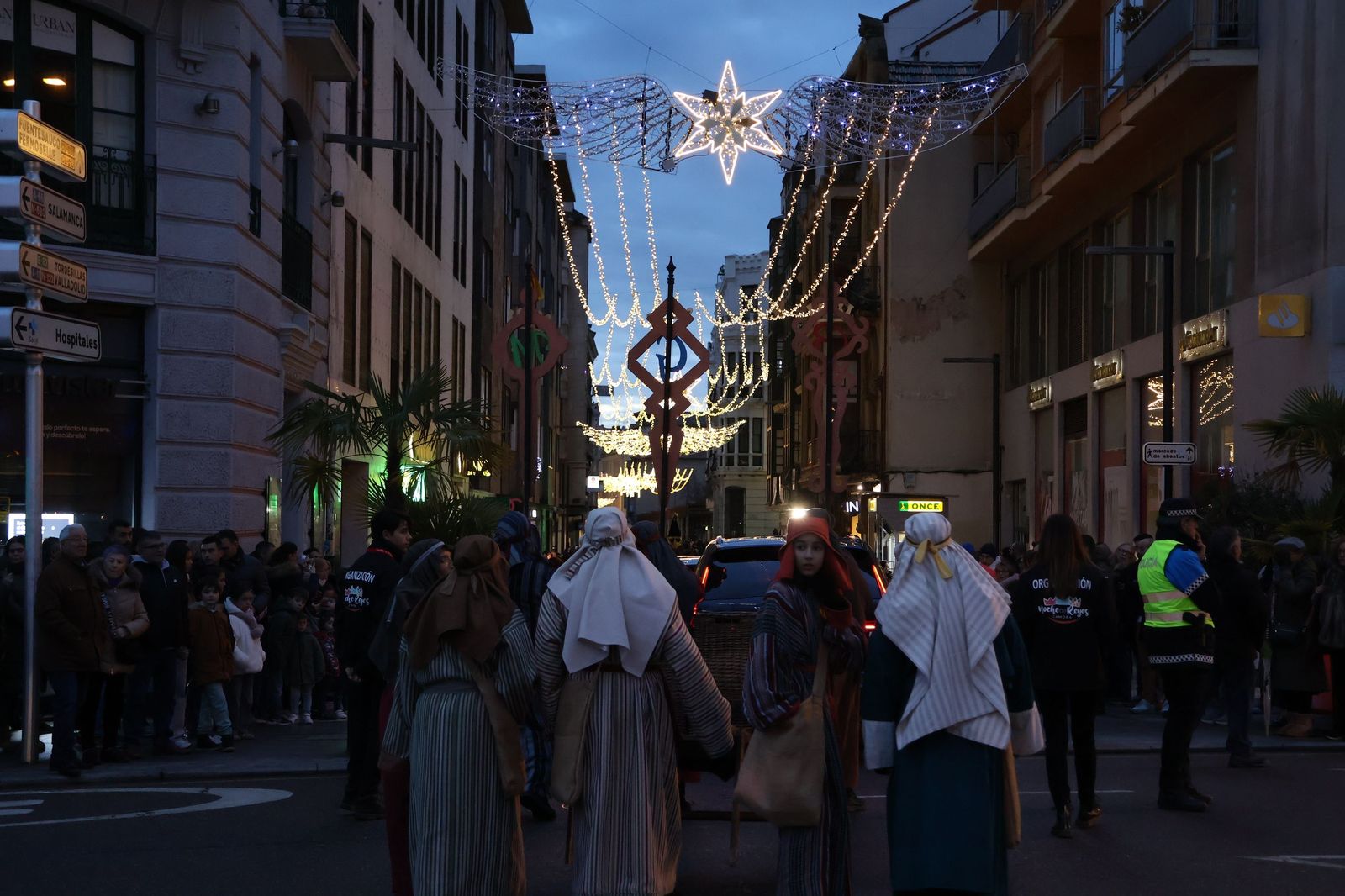 El Cartero de Sus Majestades de Oriente recoge las cartas de los pequeños zamoranos (26).JPG