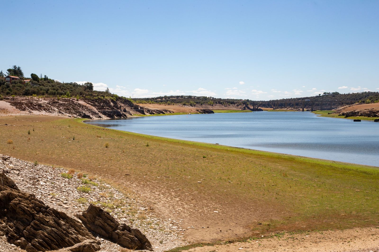 Estado del embalse de Ricobayo J.Leal (11)