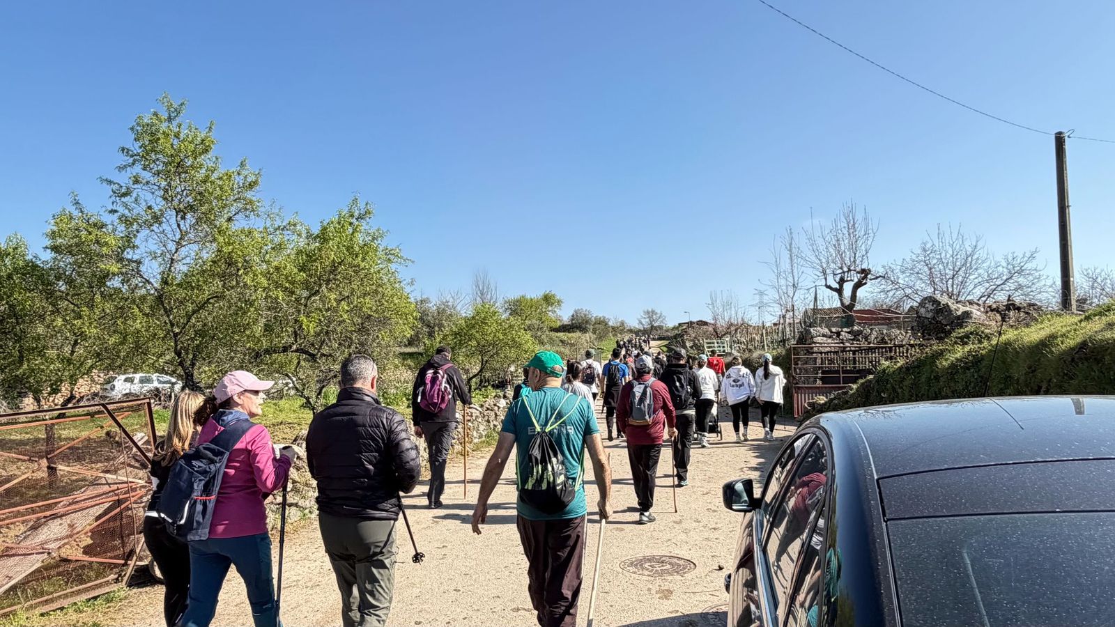 Marcha senderiesta mieza