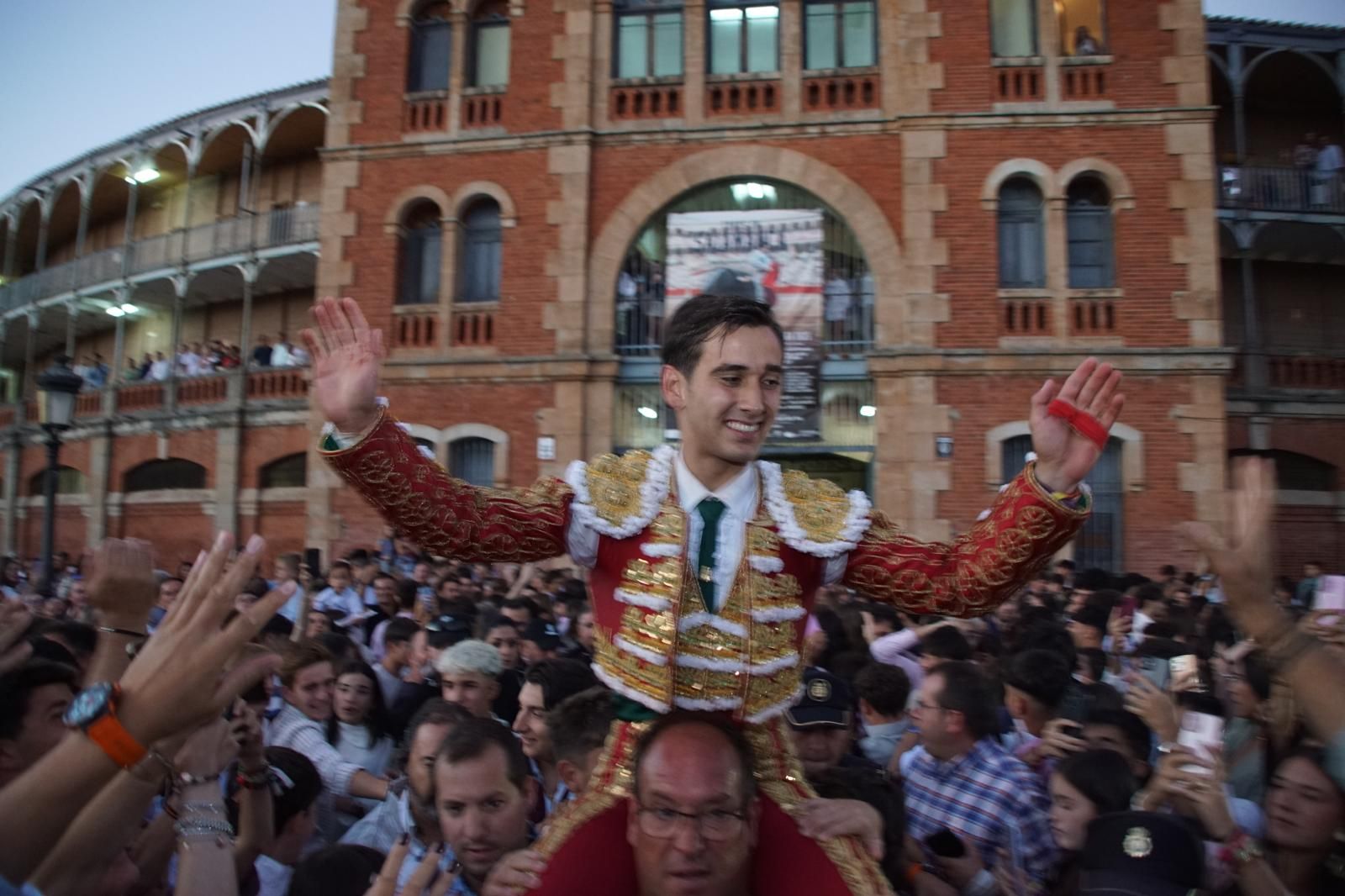 Presencia salmantina por partida doble en la primera corrida de la feria: Damián Castaño e Ismael Martín junto al mexicano Diego San Román