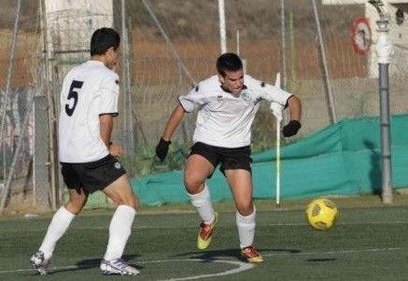 El División de Honor de la UDS busca superar al colista de la tabla