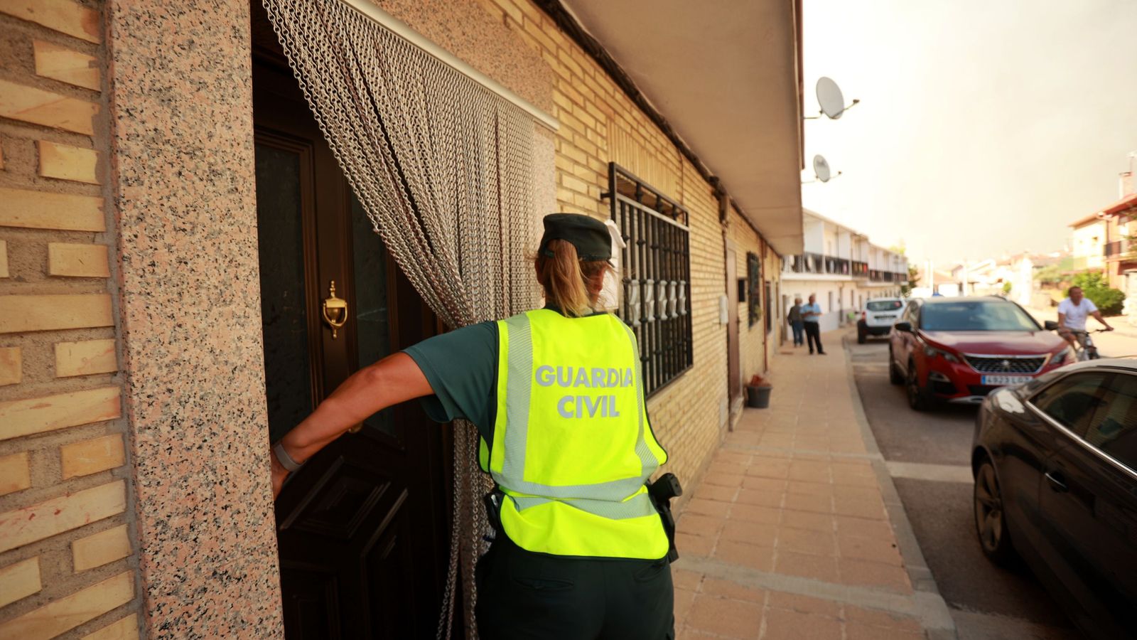 Desalojan a los vecinos de El Payo por el incendio. ICAL José Vicente (1).jpg