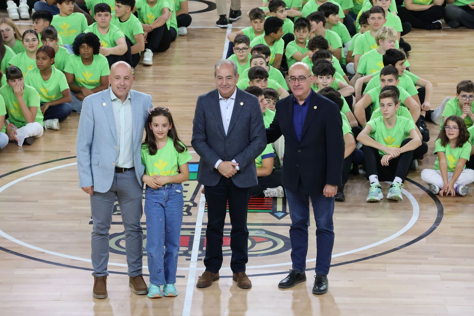 GALERÍA | El Club Balonmano Zamora celebra su 25º aniversario con una imagen muy especial