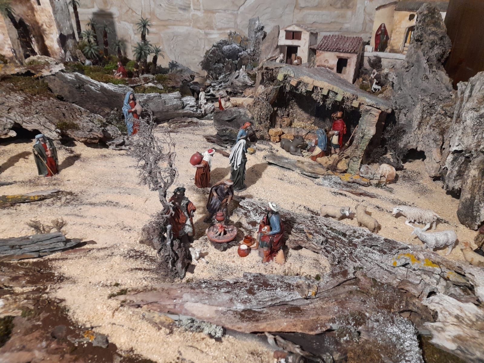 L.S.F. - Belén situado en una vivienda de Tamames (4).jpg