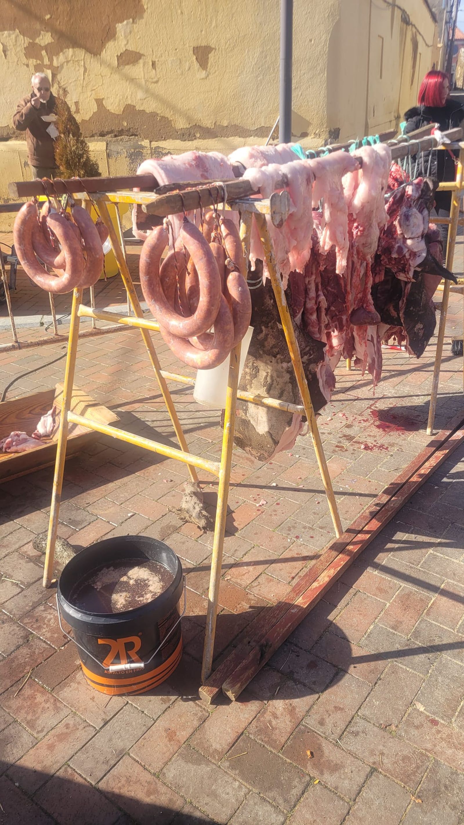 Doñinos revive las labores más artesanales de la provincia con la XVIII fiesta de la matanza