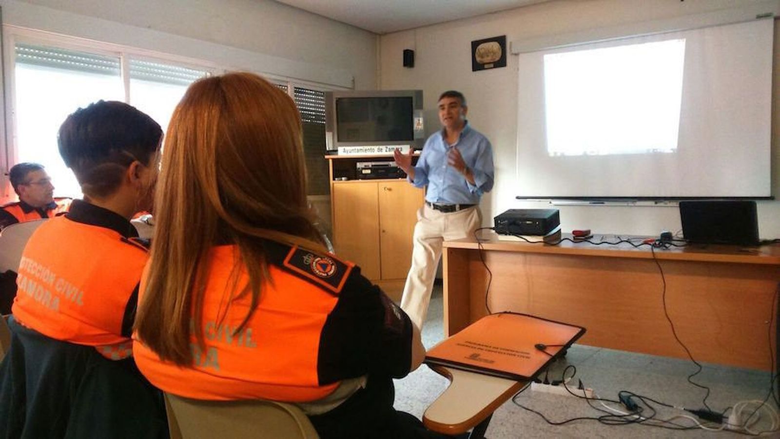 Protección Civil amplía su formación sobre seguridad en grandes eventos