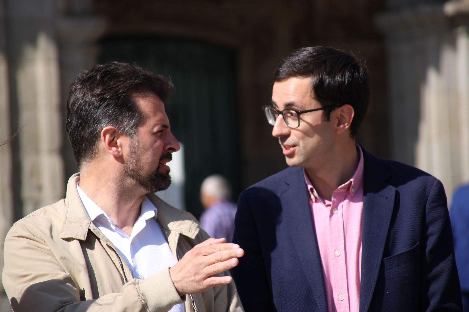 luis-tudanca-david-serrada-y-jose-luis-mateos-mantienen-un-encuentro-c-13