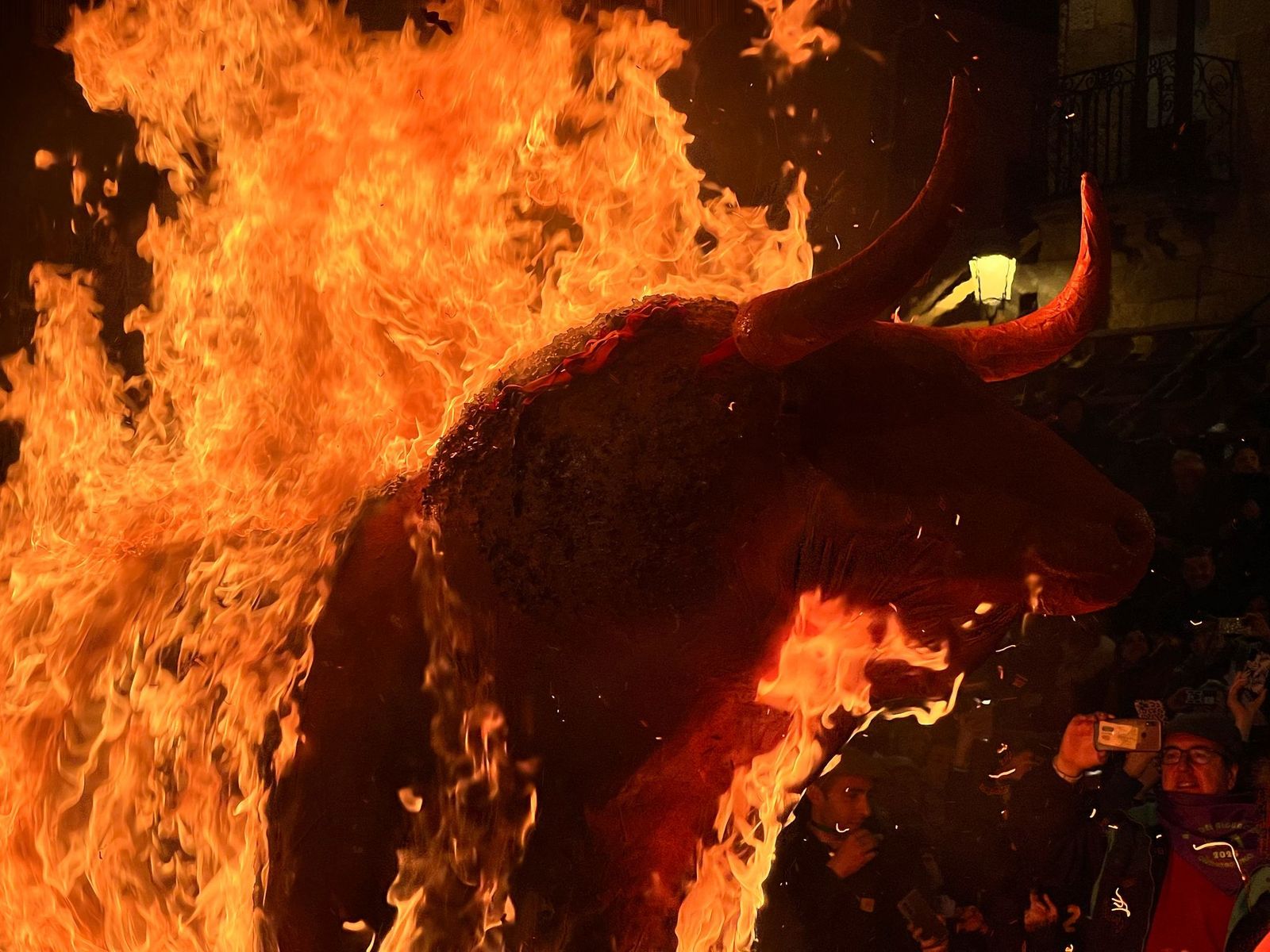quema-del-toro-de-cenizos-carnaval-del-toro-ciudad-rodrigo-2025-7