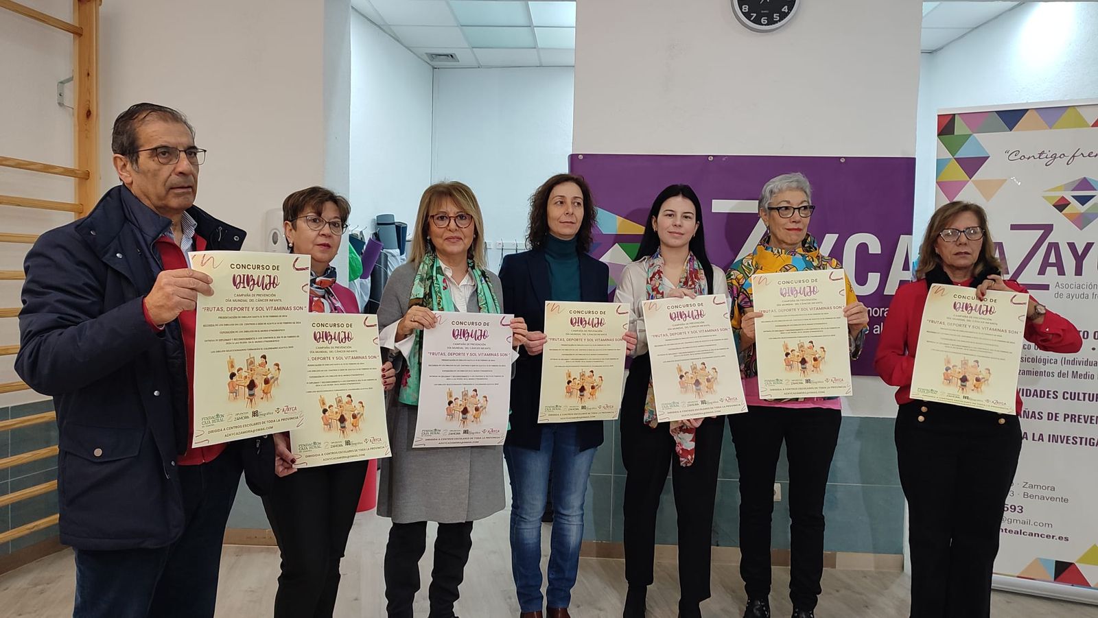 Presentación de la campaña 'Frutas, deporte y sol, vitaminas son' de AZAYCA