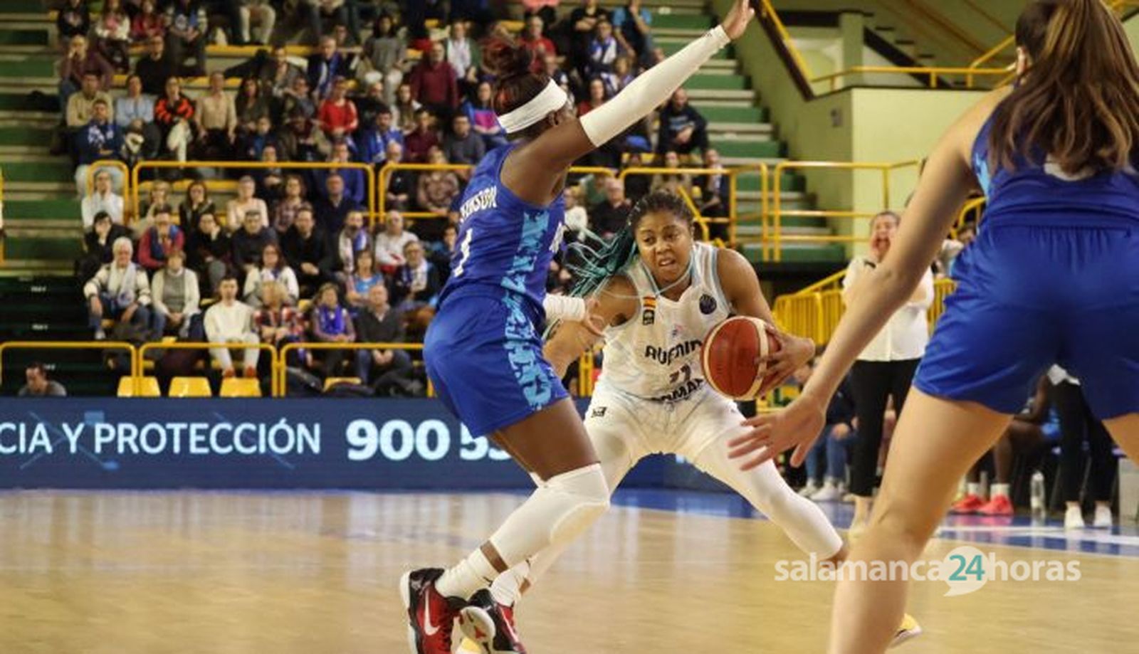Perfumerías Avenida - Basket Landes