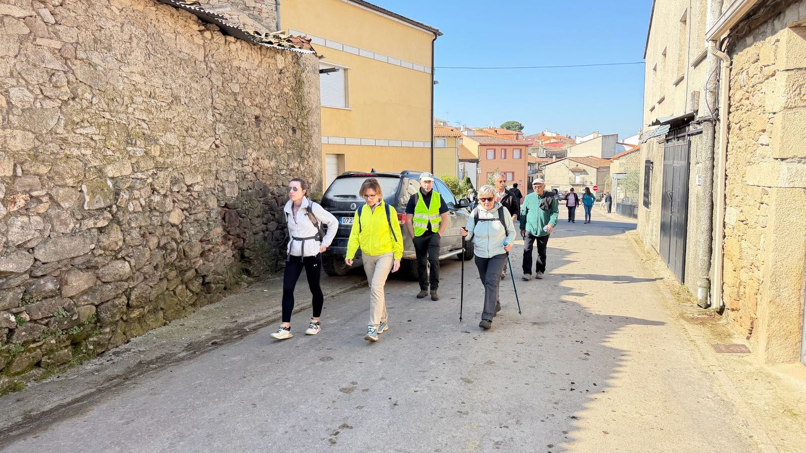 Marcha senderiesta mieza