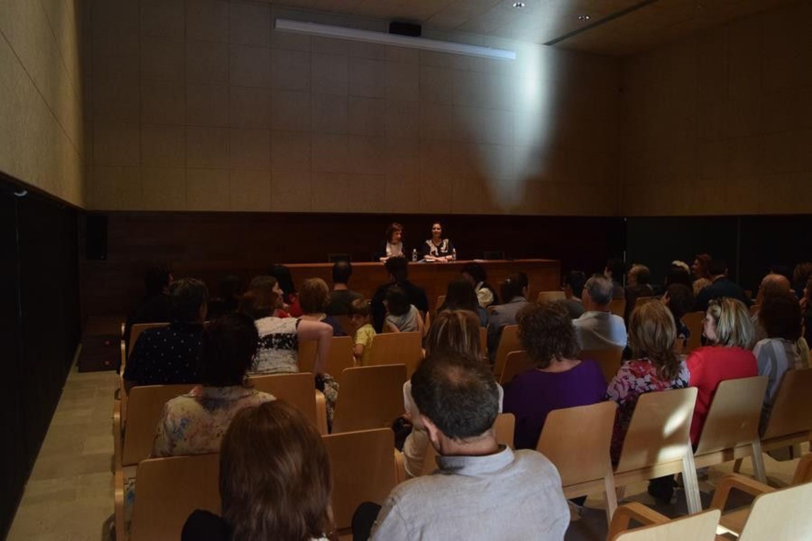 Perra de Satán presentación de libro