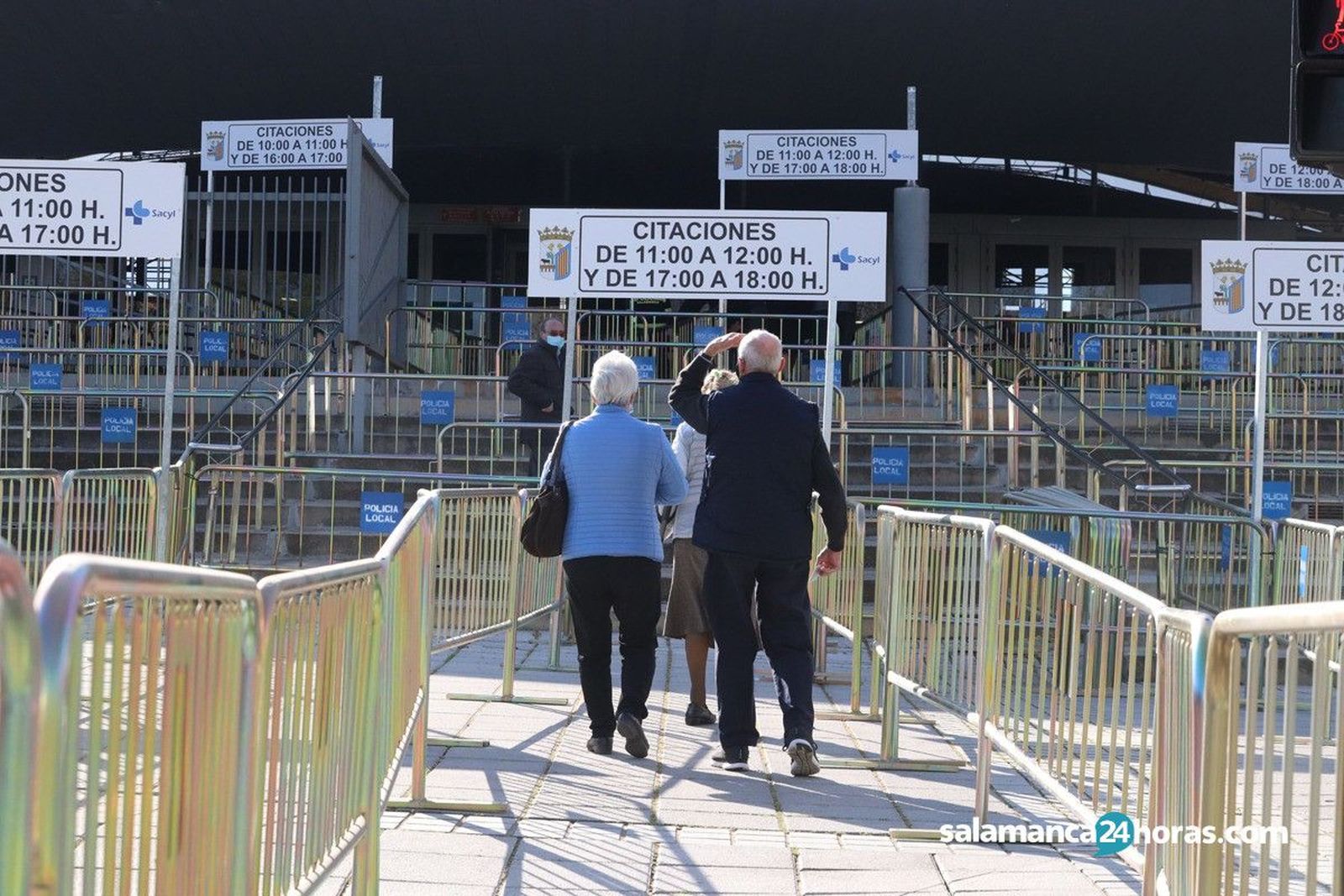 Este jueves comienza oficialmente la vacunación masiva en el Multiusos: Deben acudir personas nacidas entre 1932 y 1937