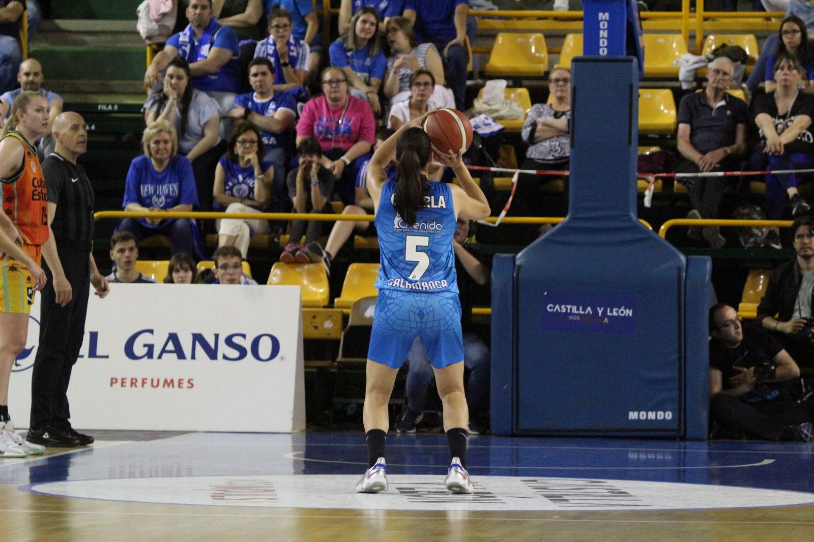 perfumerias-avenida-valencia-basket-87