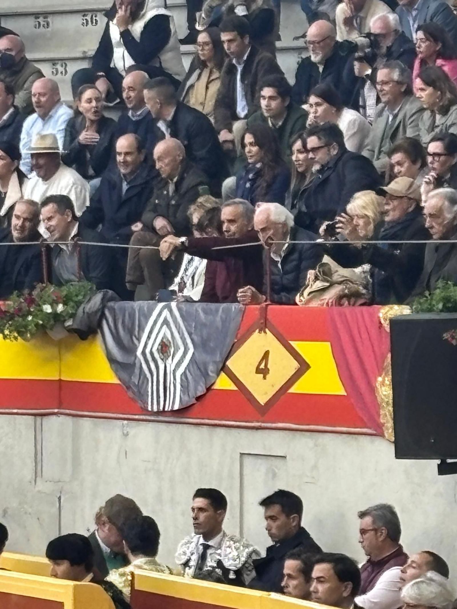 whatsapp-image-2025-04-05-at-18-34-14-2