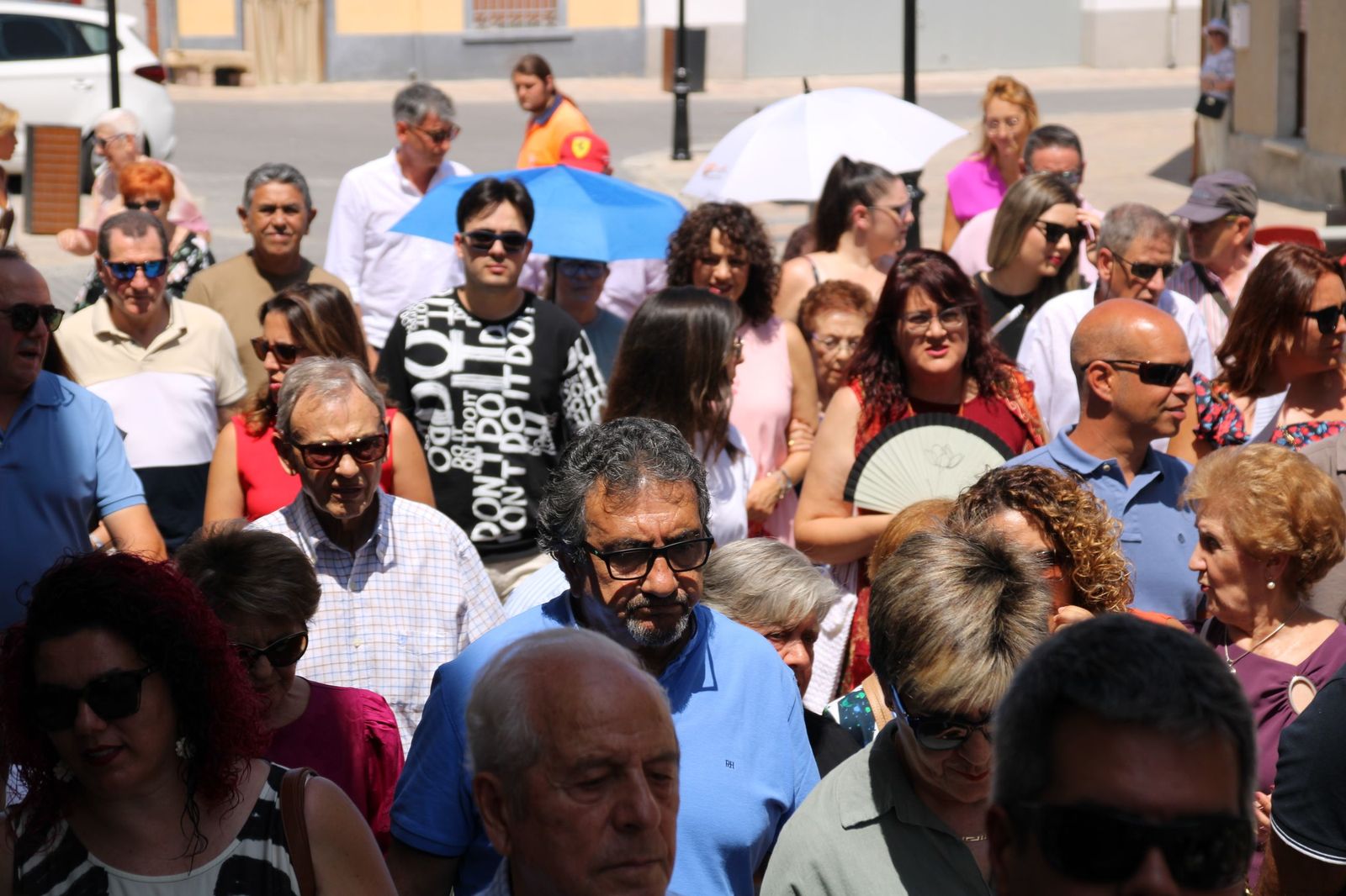 Procesión en honor al Cristo de las Batallas en Castellanos de Moriscos