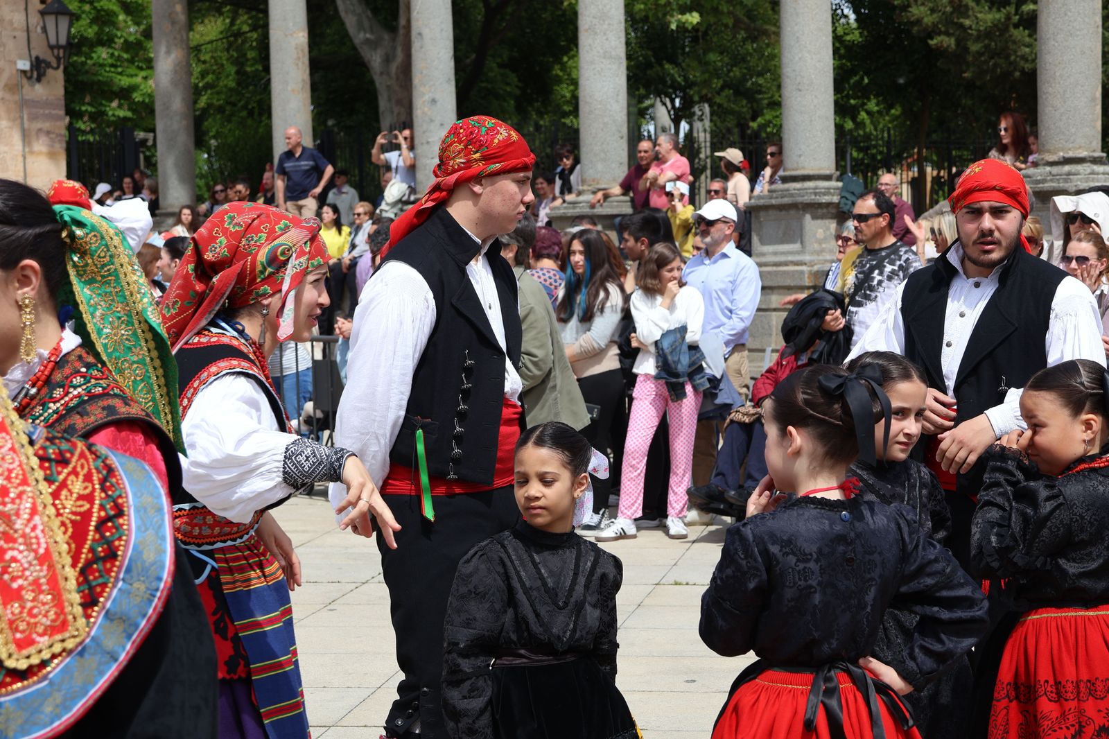 el-bolero-de-algodre-en-la-plaza-de-la-catedral-4