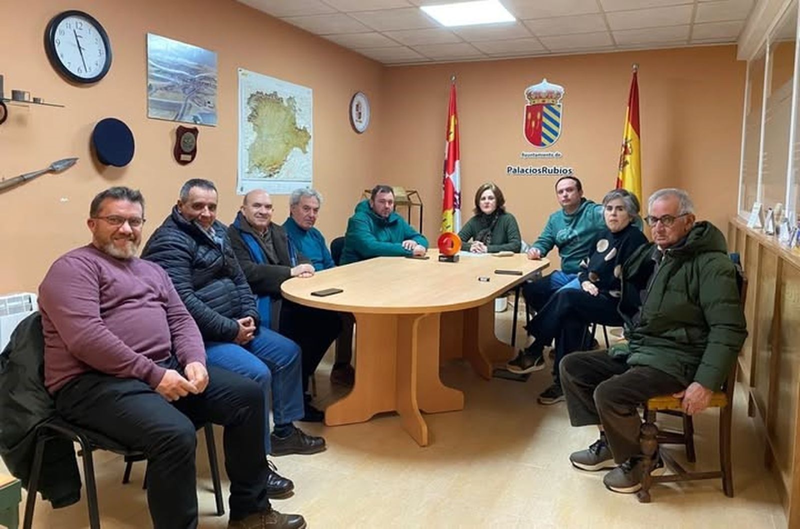 Reunión pueblos comarca Las Villas Cantalapiedra para pedir más seguridad