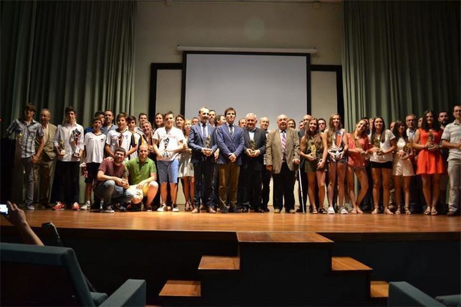 La Territorial de balonmano premia a sus principales baluartes