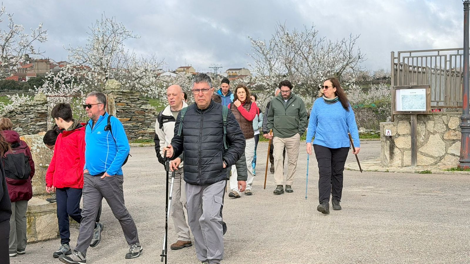 Marcha senderista en Vilvestre