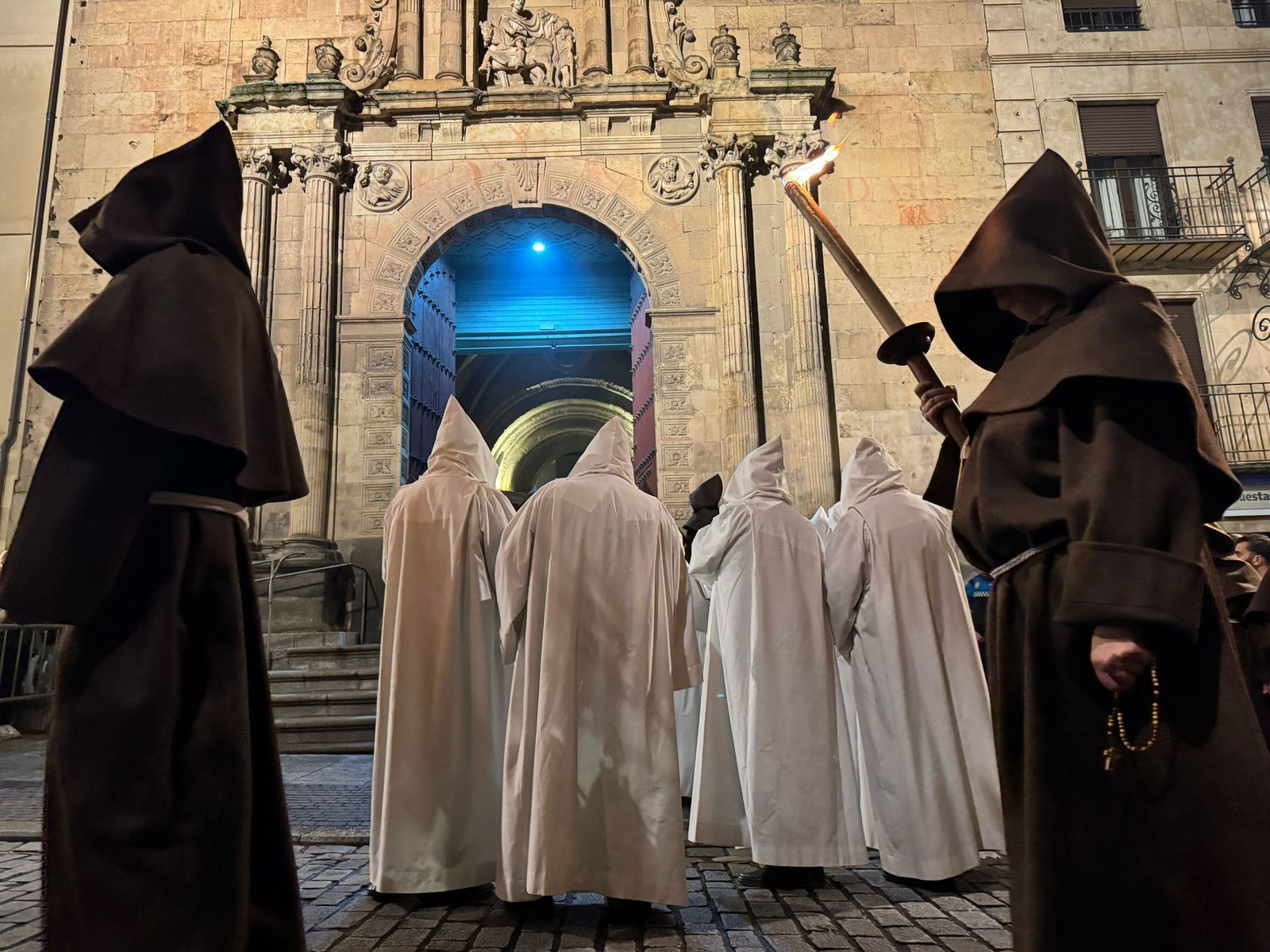 procesion-hermandad-franciscana-del-santisimo-cristo-de-la-humildad-3