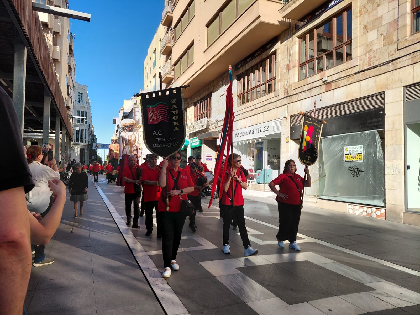 Pasacalles de Cabezudos y Gigantes “El cerco de Zamora” de Capitonis Durii 2025