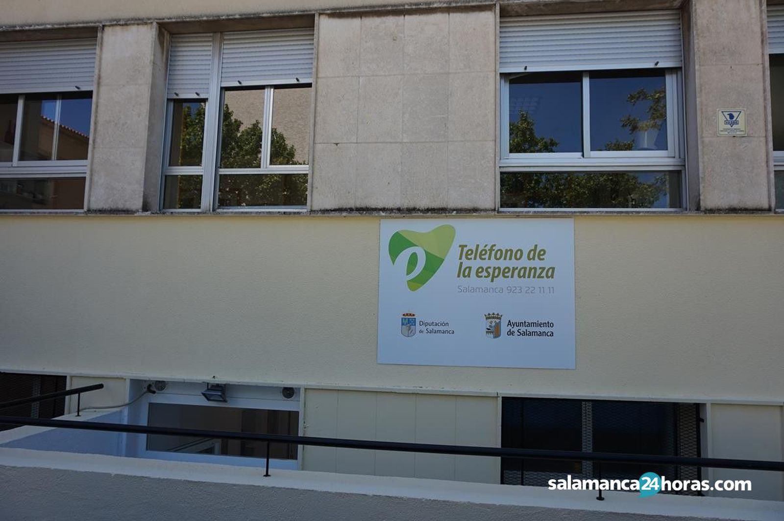 Teléfono de la esperanza (2)