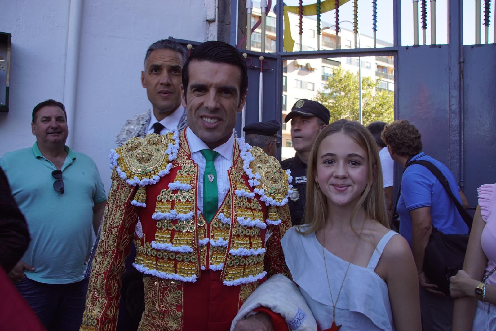 Así ha vivido la afición de La Glorieta el primer cartel de figuras de la feria: imágenes del ambiente en los tendidos y en el patio de cuadrillas
