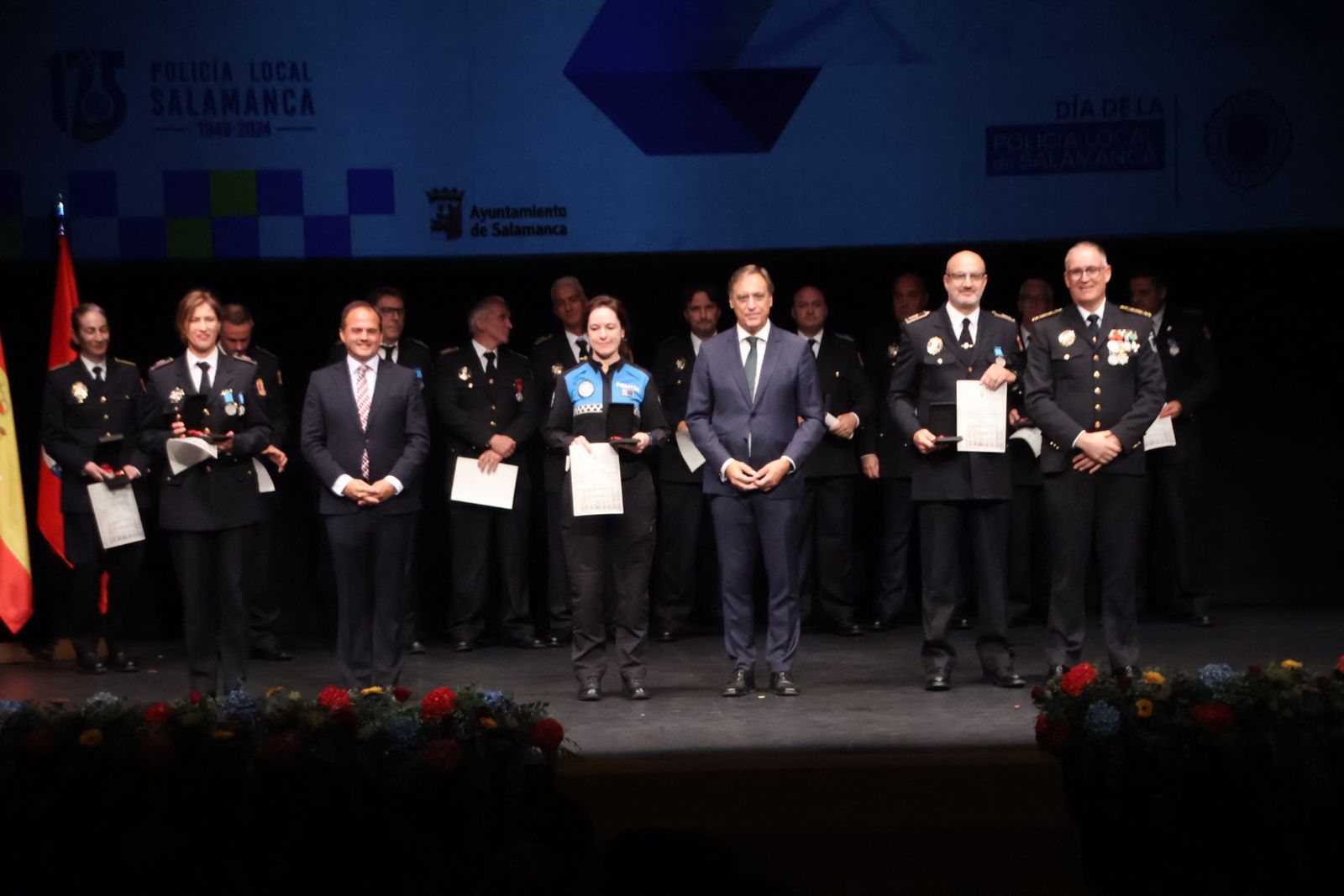 Día de la Policía Local en el Teatro Liceo