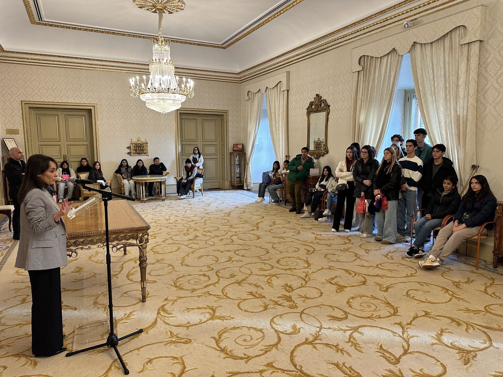 Estudiantes preuniversitarios mexicanos visitan Salamanca para conocer su oferta académica