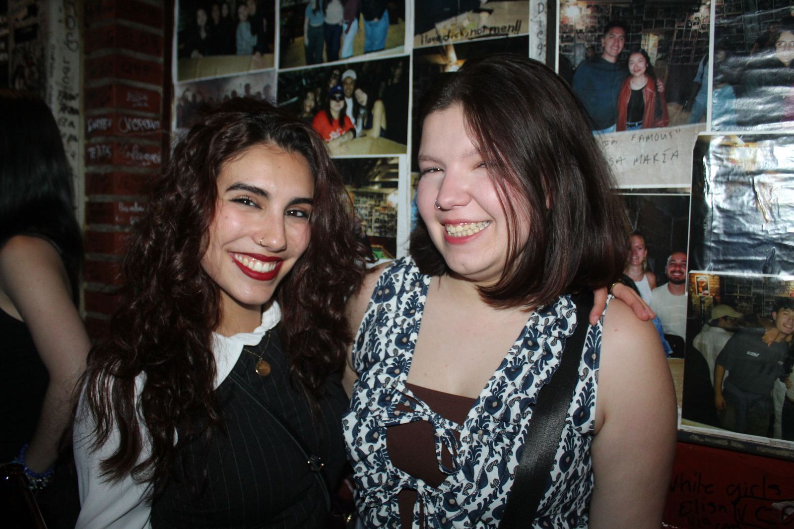 La fiesta de Salamanca moviliza a los jóvenes a divertirse a pesar del mal tiempo