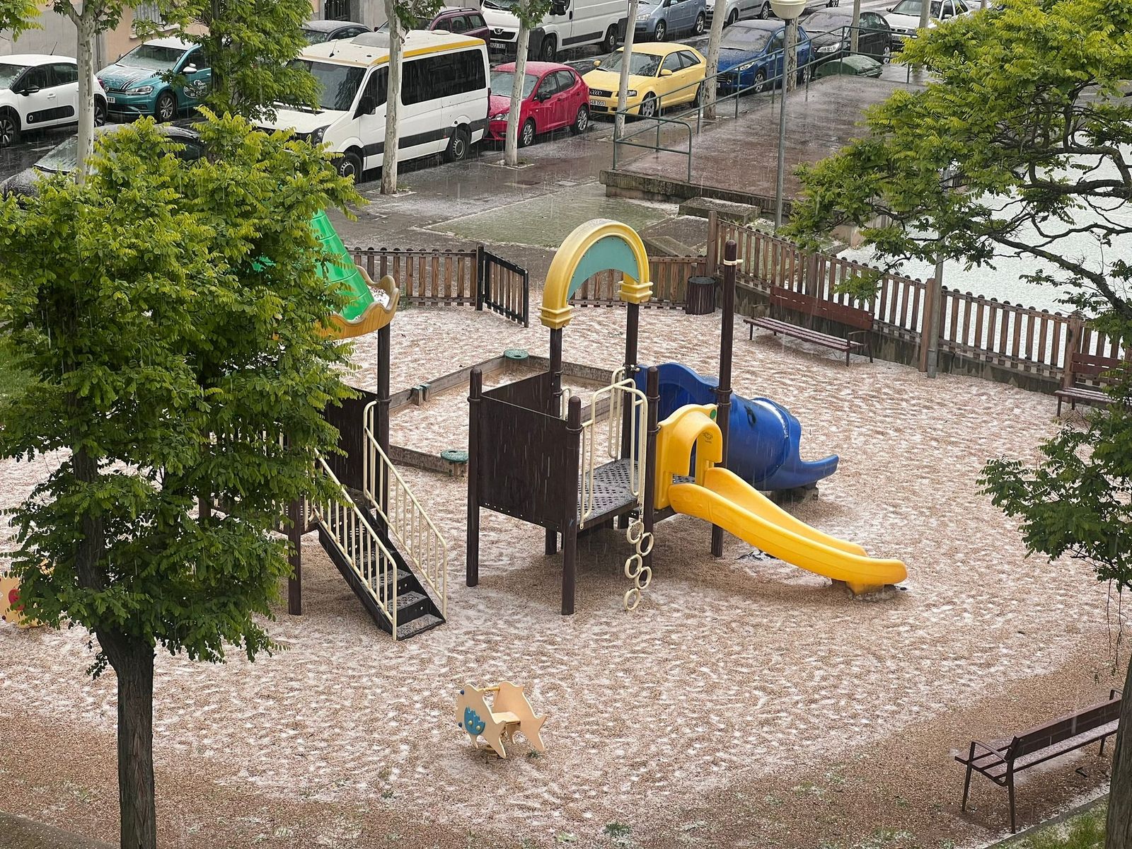 whatsapp-image-2024-05-01-at-16-38-01