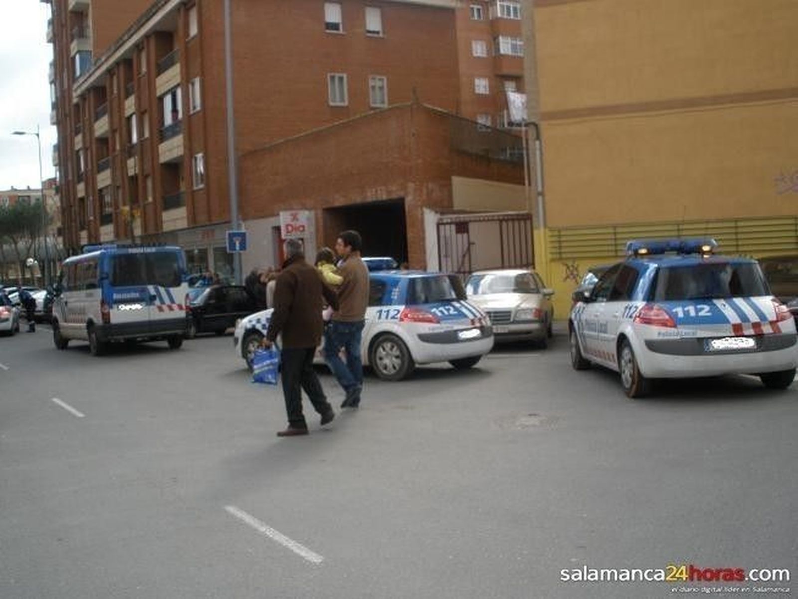 Detenido un hombre por golpear a su mujer en presencia de su bebé en Garrido