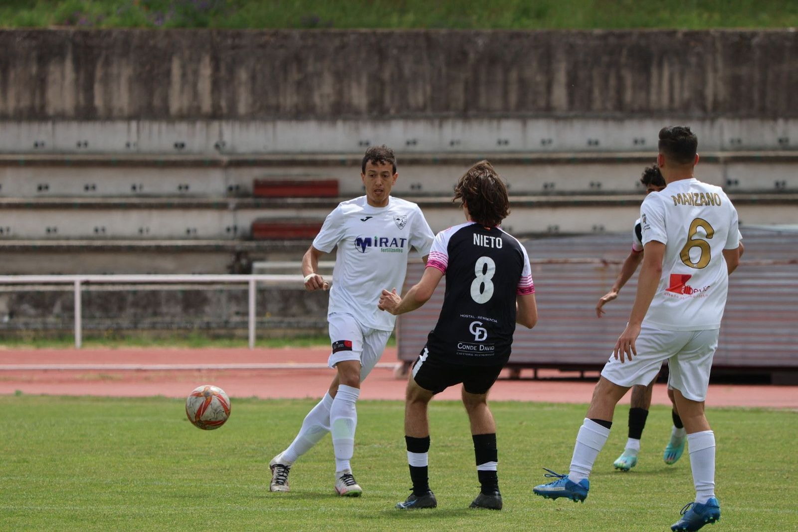 20230430122307-img-0592