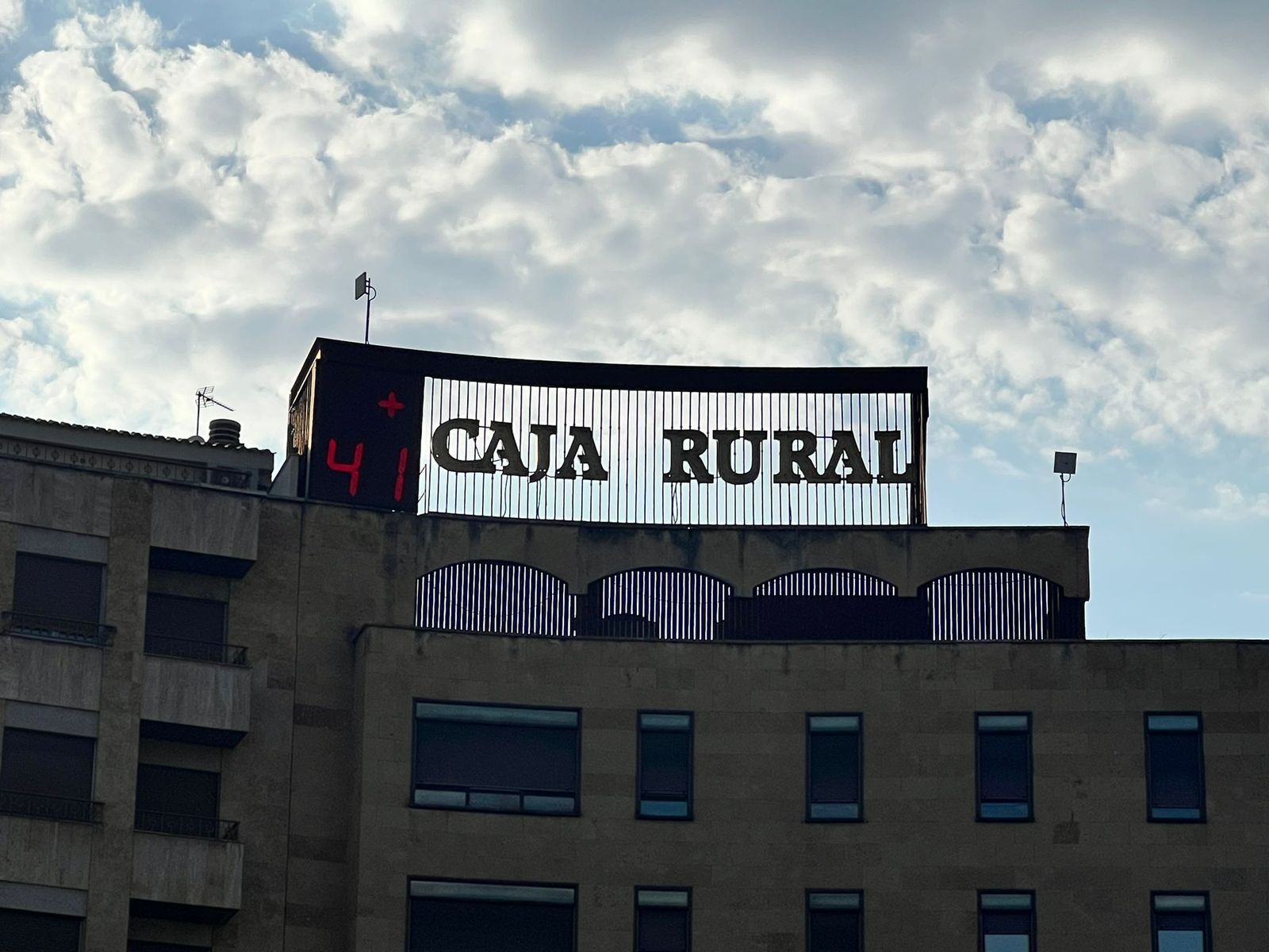 Termómetro Puerta de Zamora, sábado, 10 de agosto