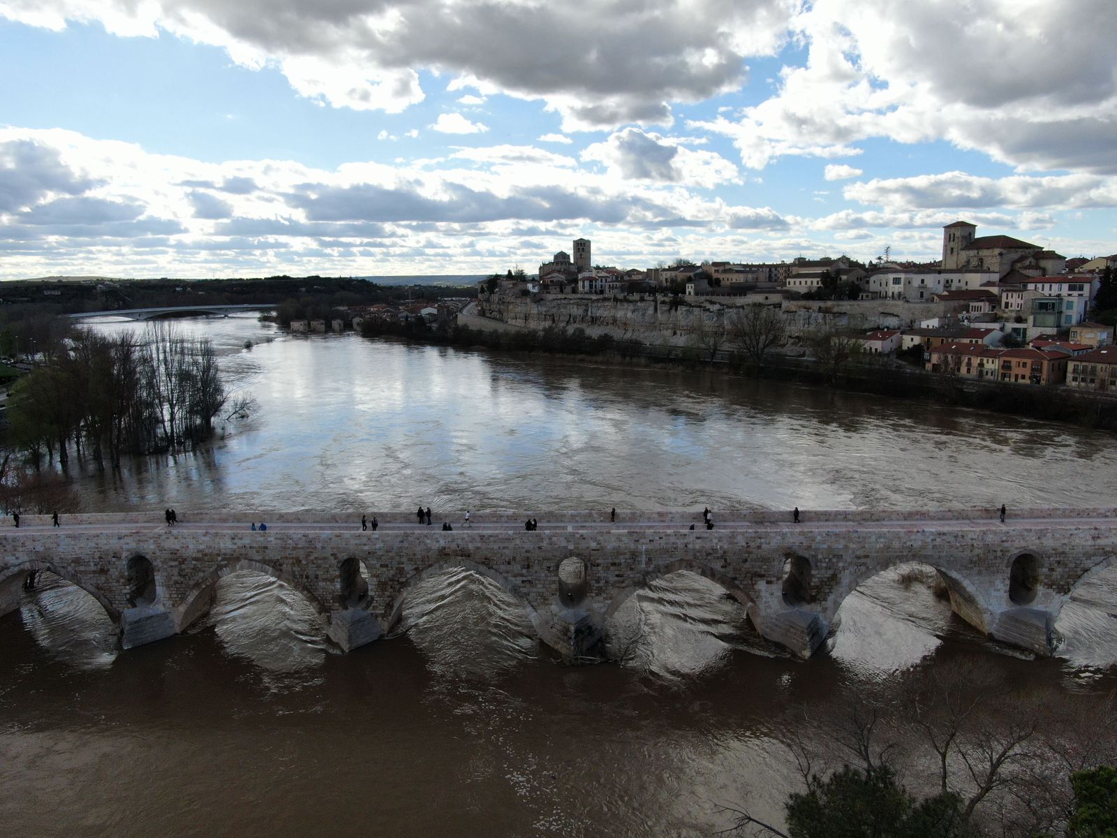 imagenes-aereas-puente-d-piedra-10