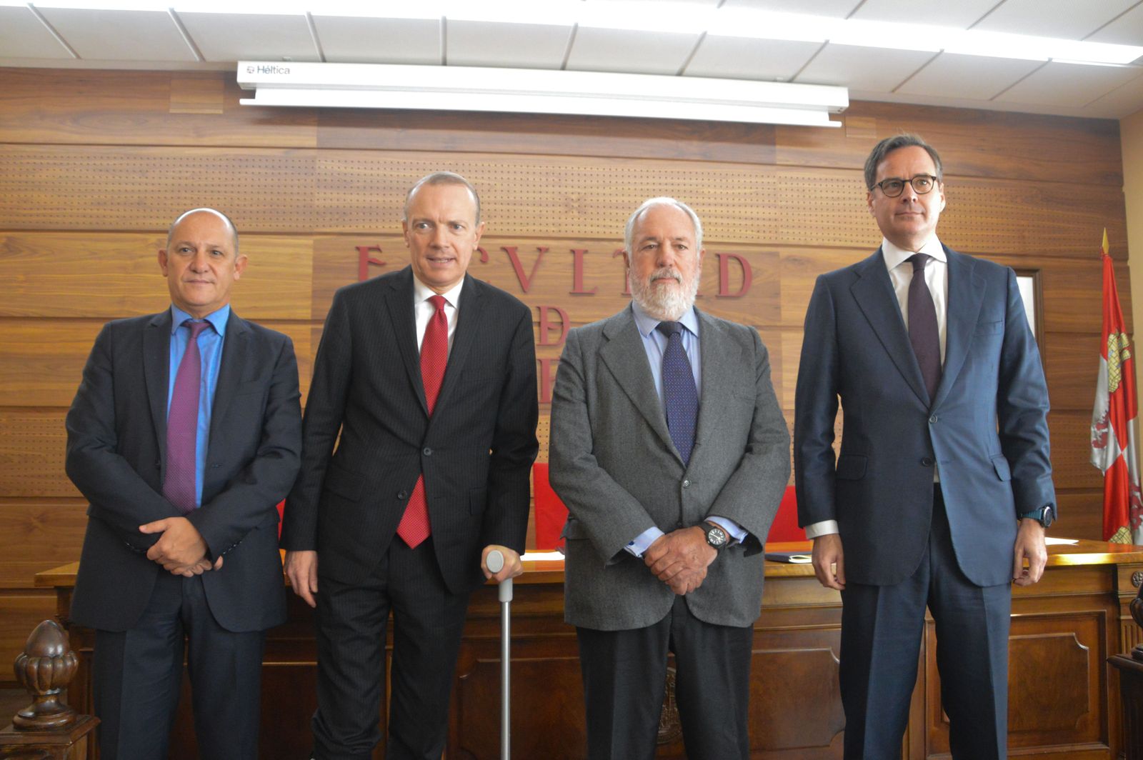 Los expertos debaten en la Facultad de Derecho sobre la transición energética en España